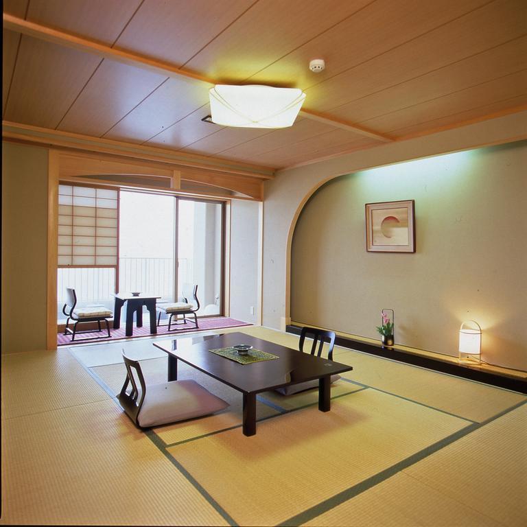 Hakusen Hotel Йонаго Стая снимка